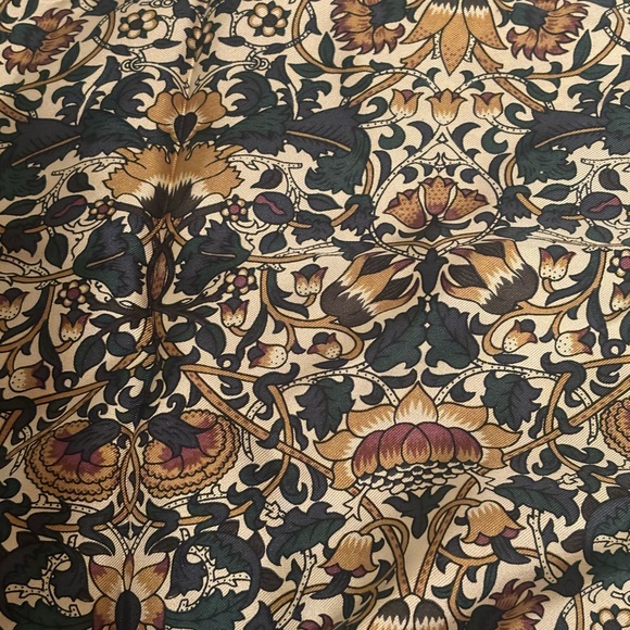 NWT Harrods of London Liberty Silk Scarf - Picture 5 of 5